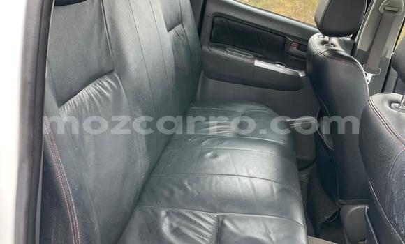Comprar Usado Toyota Hilux Branco Carro em Maputo em Maputo Comprar Usado Toyota Hilux Branco Carro em Maputo em Maputo