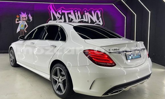 Nunua Ilio tumika Mercedes-Benz CLS250 Nyingine Gari ndani ya Maputo nchini Maputo