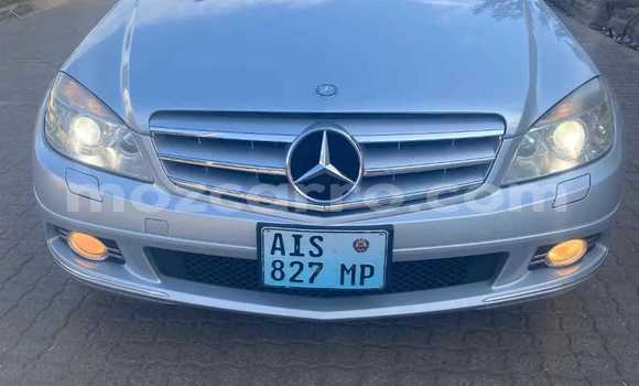 Tenga Tsaru Mercedes-Benz C-Classe Sirivha Mota in Maputo in Maputo Tenga Tsaru Mercedes-Benz C-Classe Sirivha Mota in Maputo in Maputo
