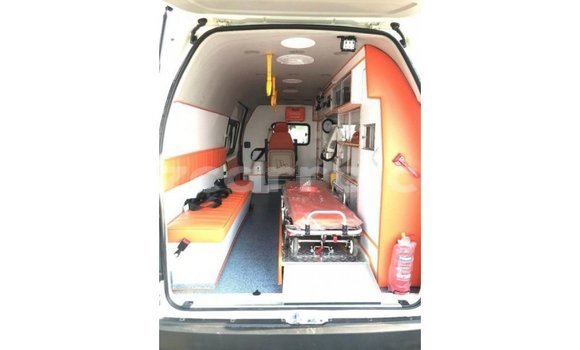 Tenga Imported Toyota Hiace Chena Mota in Import - Dubai in Cabo Delgado Tenga Imported Toyota Hiace Chena Mota in Import - Dubai in Cabo Delgado