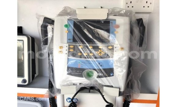 Tenga Imported Toyota Hiace Chena Mota in Import - Dubai in Cabo Delgado Tenga Imported Toyota Hiace Chena Mota in Import - Dubai in Cabo Delgado