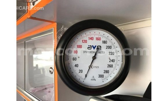 Tenga Imported Toyota Hiace Chena Mota in Import - Dubai in Cabo Delgado Tenga Imported Toyota Hiace Chena Mota in Import - Dubai in Cabo Delgado