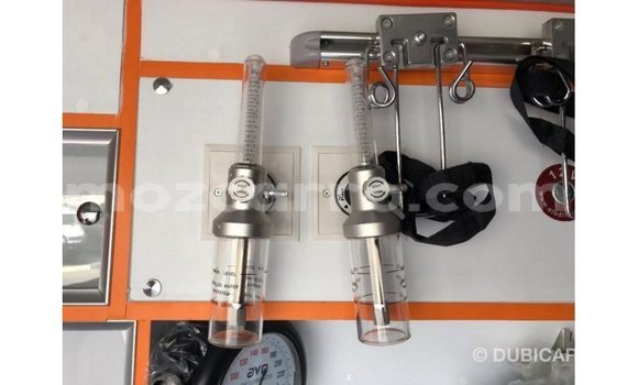 Tenga Imported Toyota Hiace Chena Mota in Import - Dubai in Cabo Delgado Tenga Imported Toyota Hiace Chena Mota in Import - Dubai in Cabo Delgado