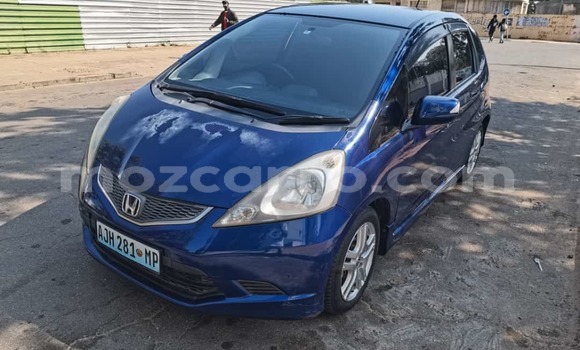 Buy Used Honda Fit Blue Car in Maputo in Maputo Buy Used Honda Fit Blue Car in Maputo in Maputo