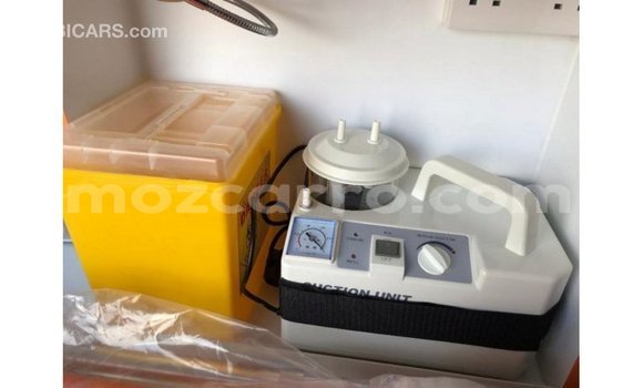 Tenga Imported Toyota Hiace Chena Mota in Import - Dubai in Cabo Delgado Tenga Imported Toyota Hiace Chena Mota in Import - Dubai in Cabo Delgado