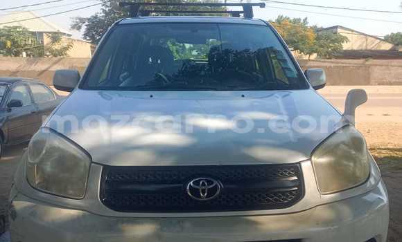 Comprar Usado Toyota RAV4 Branco Carro em Maputo em Maputo
