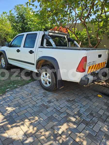 Big with watermark isuzu kb maputo maputo 27080