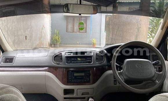 Tenga Tsaru Toyota Regius Zvimwe Mota in Maputo in Maputo Tenga Tsaru Toyota Regius Zvimwe Mota in Maputo in Maputo