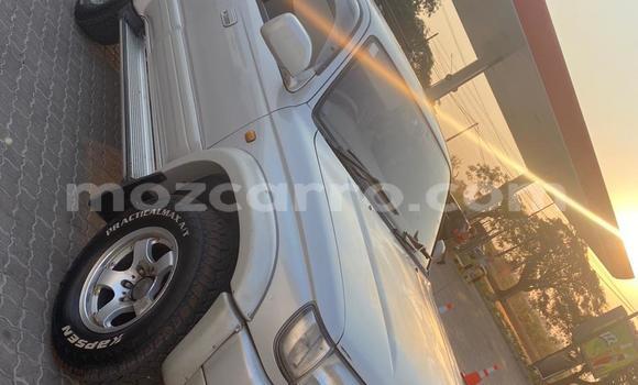 Nunua Ilio tumika Toyota Hilux Surf Nyingine Gari ndani ya Maputo nchini Maputo Nunua Ilio tumika Toyota Hilux Surf Nyingine Gari ndani ya Maputo nchini Maputo