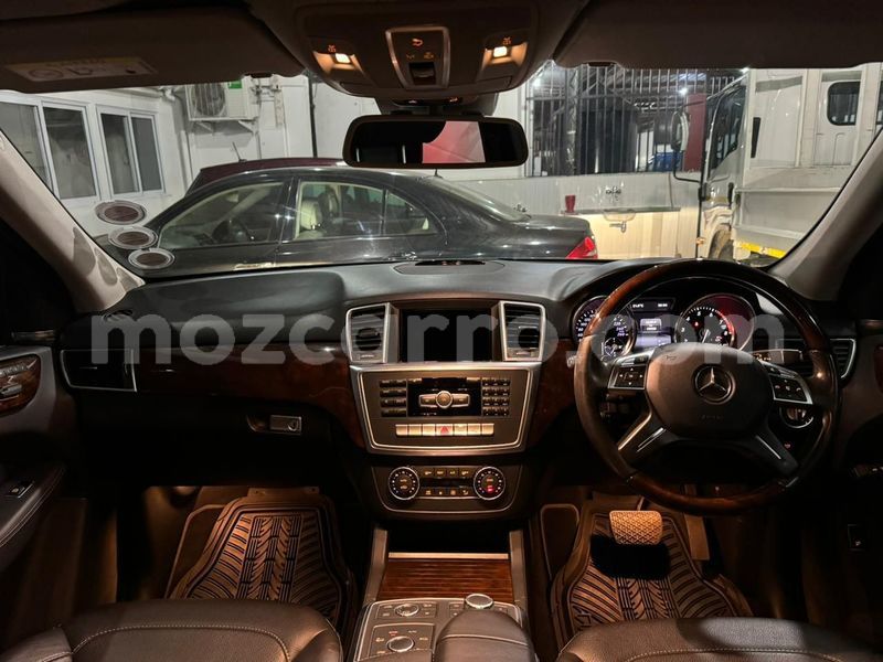 Big with watermark mercedes benz ml class maputo maputo 27083