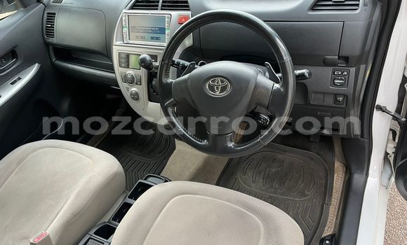Comprar Usado Toyota Ractis Branco Carro em Maputo em Maputo Comprar Usado Toyota Ractis Branco Carro em Maputo em Maputo