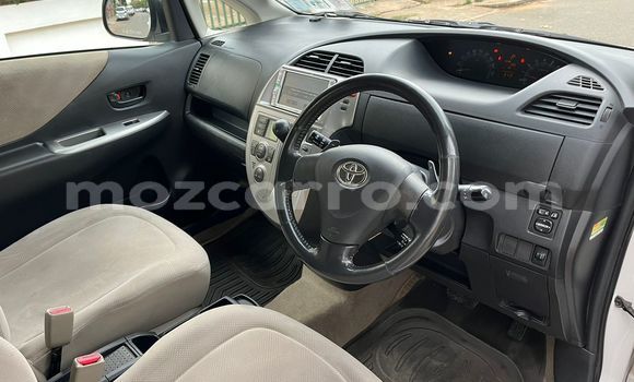 Comprar Usado Toyota Ractis Branco Carro em Maputo em Maputo Comprar Usado Toyota Ractis Branco Carro em Maputo em Maputo
