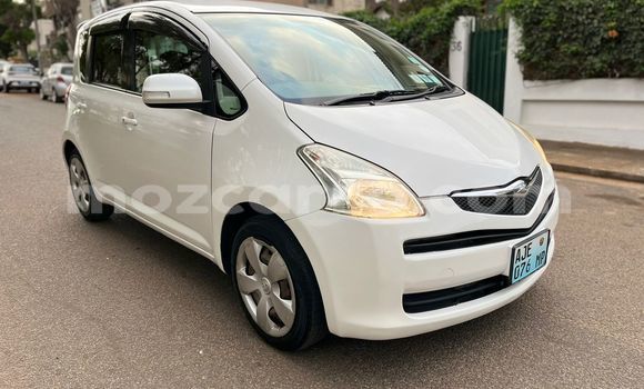Comprar Usado Toyota Ractis Branco Carro em Maputo em Maputo Comprar Usado Toyota Ractis Branco Carro em Maputo em Maputo