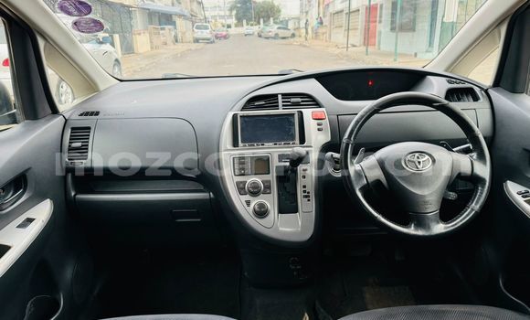 Tenga Tsaru Toyota Ractis Bhurawuni Mota in Maputo in Maputo Tenga Tsaru Toyota Ractis Bhurawuni Mota in Maputo in Maputo