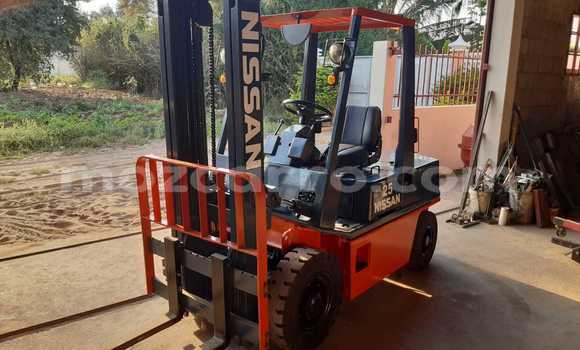 Nunua Ilio tumika Bajaj Qute Nyingine Gari ndani ya Maputo nchini Maputo Nunua Ilio tumika Bajaj Qute Nyingine Gari ndani ya Maputo nchini Maputo