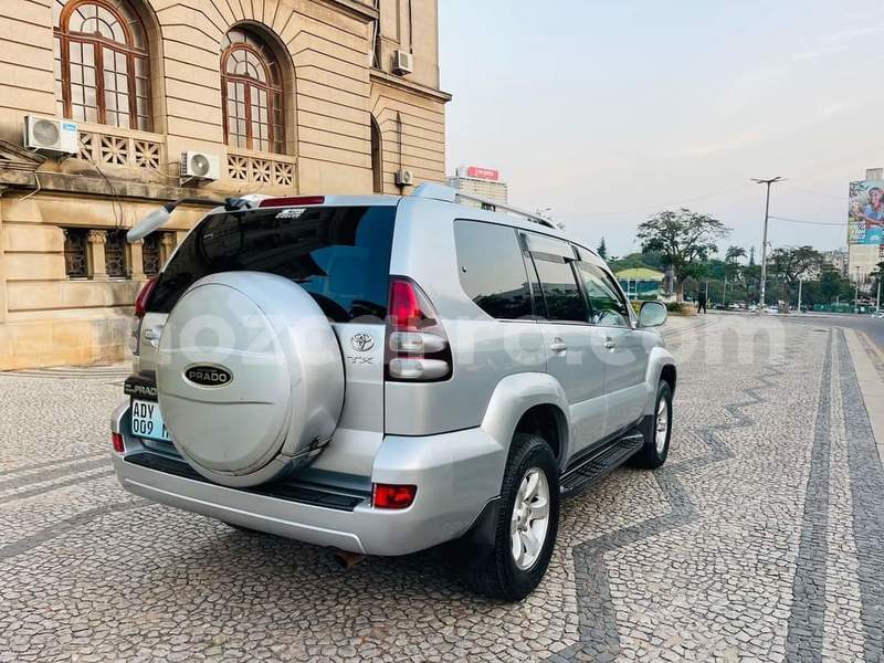 Big with watermark toyota land cruiser prado maputo maputo 27101