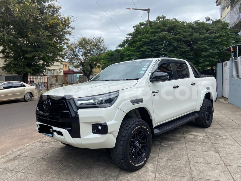 Big with watermark toyota hilux maputo maputo 27104