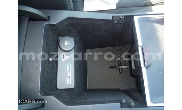 Tenga Imported Jaguar E-Pace Tsvuku Mota in Import - Dubai in Cabo Delgado Tenga Imported Jaguar E-Pace Tsvuku Mota in Import - Dubai in Cabo Delgado