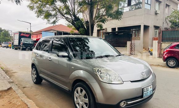 Comprar Usado Mazda Verisa Castanho Carro em Maputo em Maputo Comprar Usado Mazda Verisa Castanho Carro em Maputo em Maputo