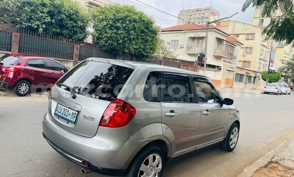 Comprar Usado Mazda Verisa Castanho Carro em Maputo em Maputo Comprar Usado Mazda Verisa Castanho Carro em Maputo em Maputo