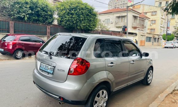 Comprar Usado Mazda Verisa Castanho Carro em Maputo em Maputo Comprar Usado Mazda Verisa Castanho Carro em Maputo em Maputo