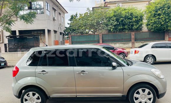 Comprar Usado Mazda Verisa Castanho Carro em Maputo em Maputo Comprar Usado Mazda Verisa Castanho Carro em Maputo em Maputo