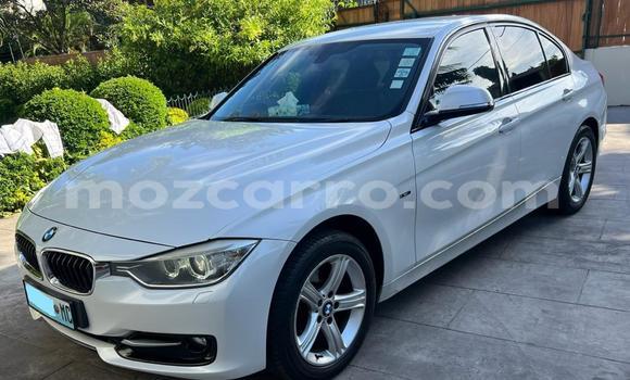 Comprar Usado BMW 3-Series Branco Carro em Maputo em Maputo