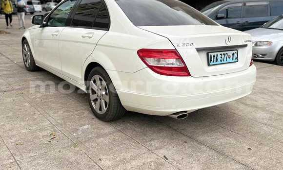 Buy Used Mercedes-Benz E-Classe White Car in Maputo in Maputo Buy Used Mercedes-Benz E-Classe White Car in Maputo in Maputo