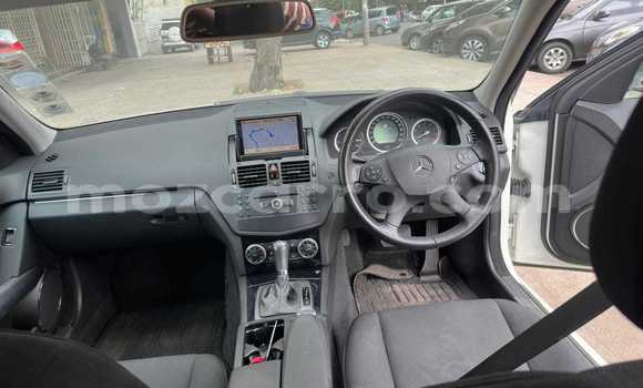 Buy Used Mercedes-Benz E-Classe White Car in Maputo in Maputo Buy Used Mercedes-Benz E-Classe White Car in Maputo in Maputo