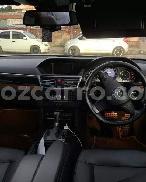 Big with watermark mercedes benz e class maputo maputo 27129