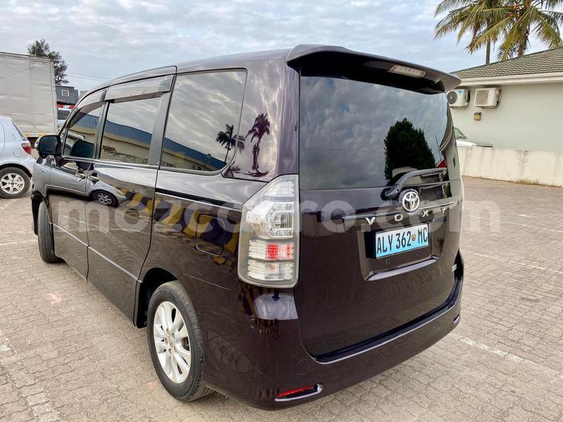 Big with watermark toyota voxy maputo maputo 27130