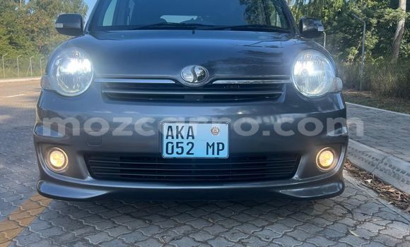 Tenga Itsva Toyota Sienta Nhema Mota in Maputo in Maputo