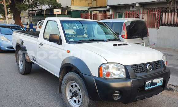 Buy Used Nissan Hardbody White Car in Maputo in Maputo Buy Used Nissan Hardbody White Car in Maputo in Maputo