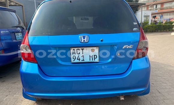 Buy Used Honda Fit Blue Car in Maputo in Maputo Buy Used Honda Fit Blue Car in Maputo in Maputo