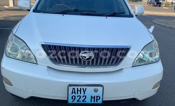 Comprar Usado Toyota Harrier Branco Carro em Maputo em Maputo Comprar Usado Toyota Harrier Branco Carro em Maputo em Maputo