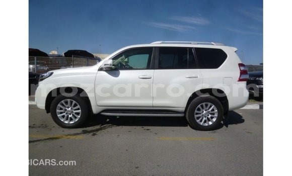 Comprar Importar Toyota Prado Branco Carro em Import - Dubai em Cabo Delgado Comprar Importar Toyota Prado Branco Carro em Import - Dubai em Cabo Delgado
