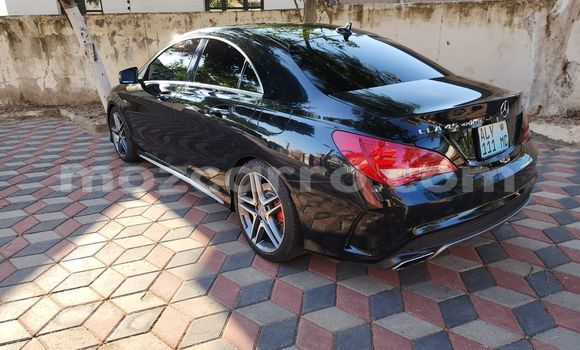 Nunua Ilio tumika Mercedes-Benz CLS250 Nyeusi Gari ndani ya Maputo nchini Maputo Nunua Ilio tumika Mercedes-Benz CLS250 Nyeusi Gari ndani ya Maputo nchini Maputo