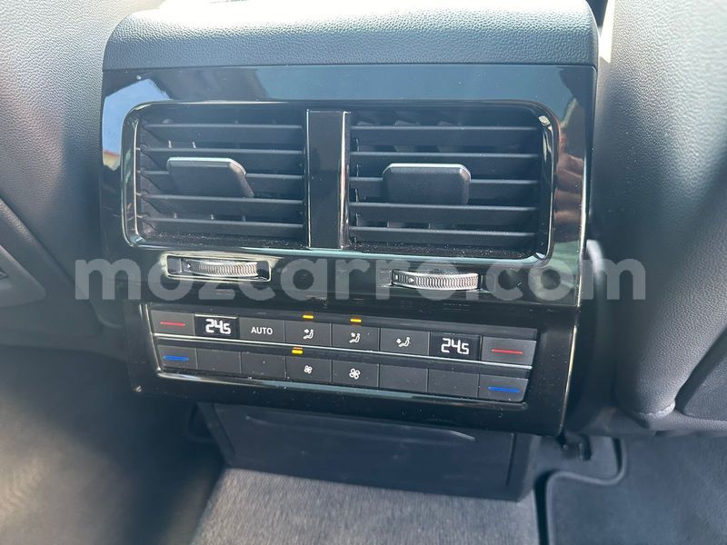 Big with watermark volkswagen touareg maputo maputo 27167