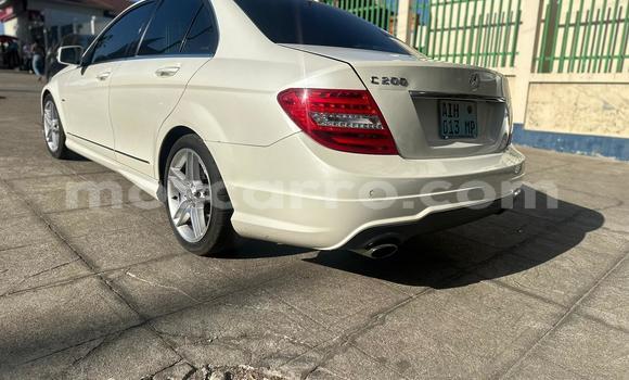 Nunua Ilio tumika Mercedes-Benz C-Classe Nyeupe Gari ndani ya Maputo nchini Maputo Nunua Ilio tumika Mercedes-Benz C-Classe Nyeupe Gari ndani ya Maputo nchini Maputo