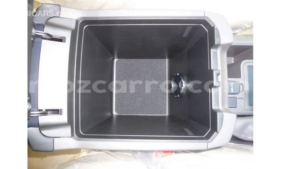 Tenga Imported Toyota Prado Zvimwe Mota in Import - Dubai in Cabo Delgado Tenga Imported Toyota Prado Zvimwe Mota in Import - Dubai in Cabo Delgado