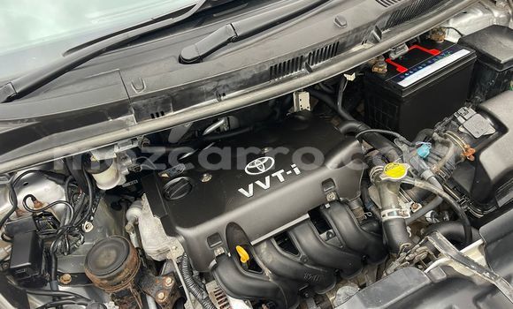 Comprar Usado Toyota Ractis Prata Carro em Maputo em Maputo Comprar Usado Toyota Ractis Prata Carro em Maputo em Maputo