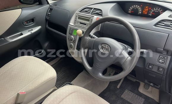 Comprar Usado Toyota Ractis Prata Carro em Maputo em Maputo Comprar Usado Toyota Ractis Prata Carro em Maputo em Maputo