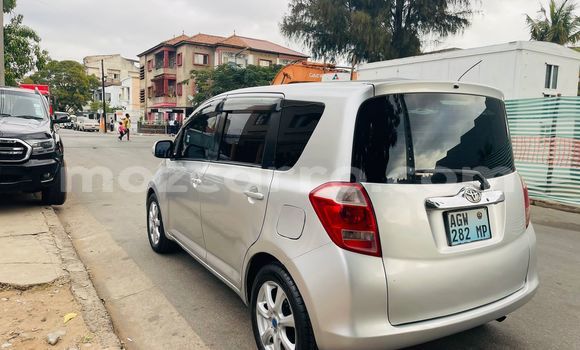 Comprar Usado Toyota Ractis Prata Carro em Maputo em Maputo Comprar Usado Toyota Ractis Prata Carro em Maputo em Maputo
