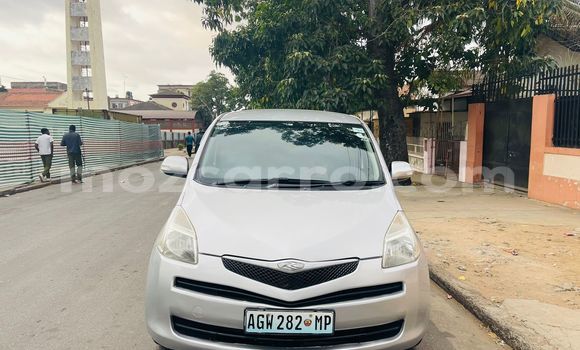 Comprar Usado Toyota Ractis Prata Carro em Maputo em Maputo Comprar Usado Toyota Ractis Prata Carro em Maputo em Maputo