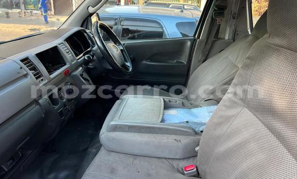 Nunua Ilio tumika Toyota Hiace Fedha Gari ndani ya Maputo nchini Maputo Nunua Ilio tumika Toyota Hiace Fedha Gari ndani ya Maputo nchini Maputo
