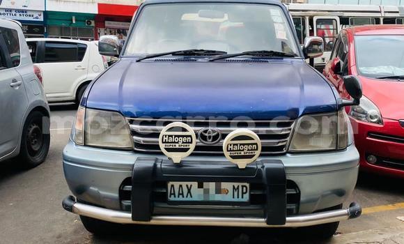 Nunua Ilio tumika Toyota Land Cruiser Prado Bluu Gari ndani ya Maputo nchini Maputo Nunua Ilio tumika Toyota Land Cruiser Prado Bluu Gari ndani ya Maputo nchini Maputo