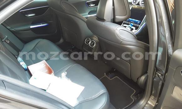 Nunua Ilio tumika Mercedes-Benz C-Classe Nyeusi Gari ndani ya Maputo nchini Maputo Nunua Ilio tumika Mercedes-Benz C-Classe Nyeusi Gari ndani ya Maputo nchini Maputo