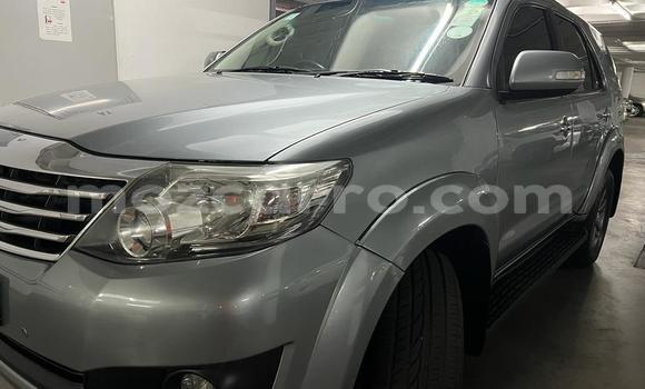 Tenga Tsaru Toyota Fortuner Zvimwe Mota in Maputo in Maputo Tenga Tsaru Toyota Fortuner Zvimwe Mota in Maputo in Maputo