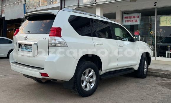 Buy Used Toyota Land Cruiser Prado White Car in Maputo in Maputo Buy Used Toyota Land Cruiser Prado White Car in Maputo in Maputo
