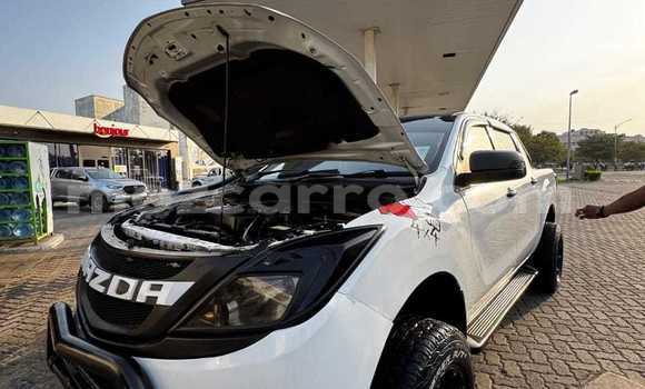 Buy Used Mazda BT-50 White Car in Maputo in Maputo Buy Used Mazda BT-50 White Car in Maputo in Maputo